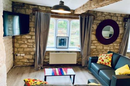 Old Fleece Apartments Stroud  Ngoại thất bức ảnh